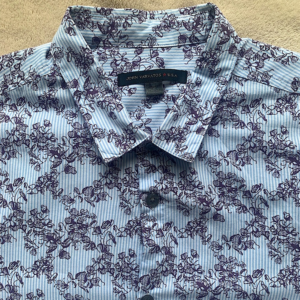 John Varvatos - Size Small